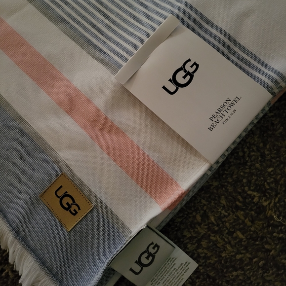 UGG Bath Ugg Pearson Beach Towel 4 X 72 Fringed Ends New Poshmark